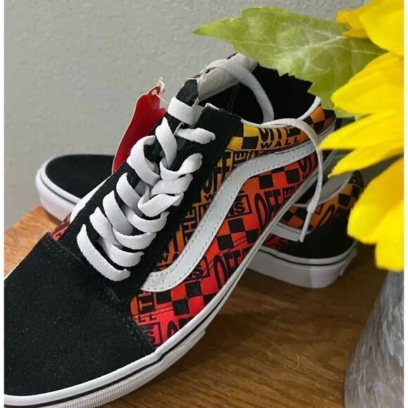 NWT Vans Off The Wall Sneakers Men 7.0 Women 8.5 Black, Orange, Yellow - Picture 3 of 8